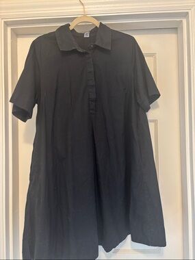 Old Navy Black Short-Sleeve Shirt Dress